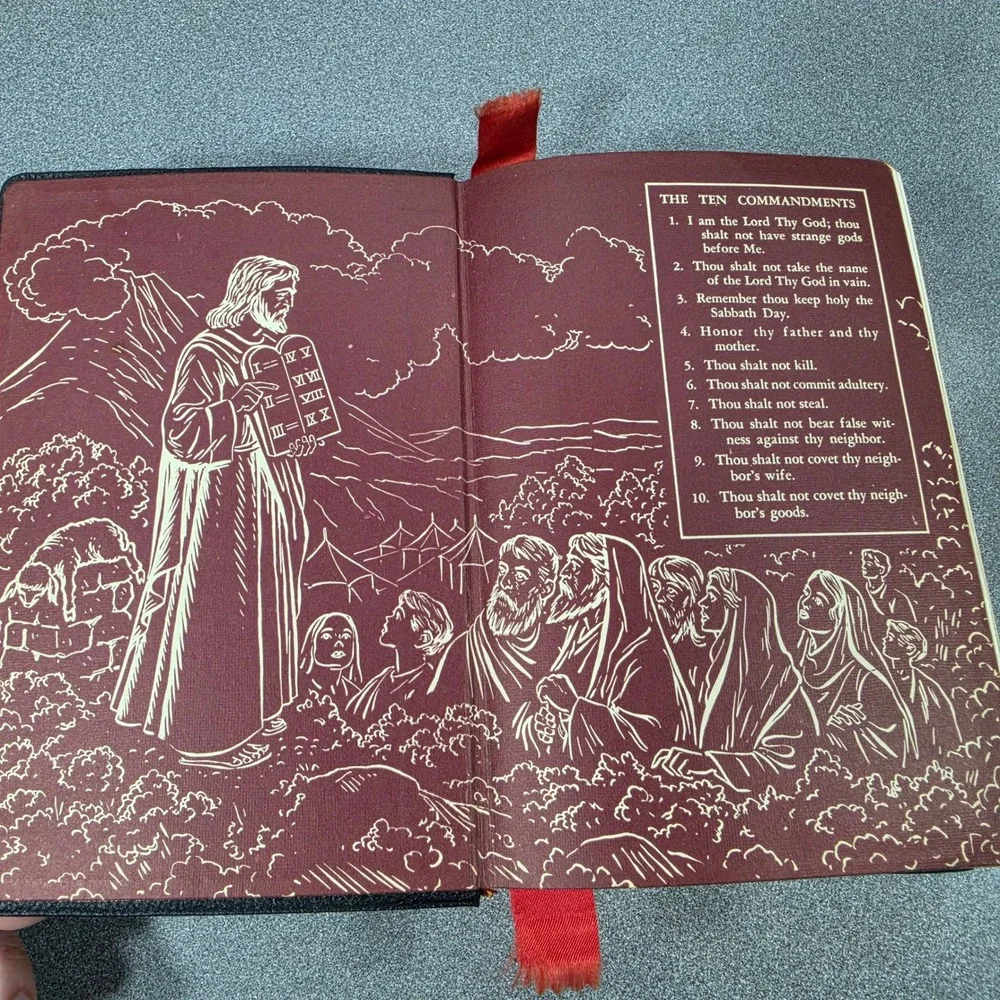 Catholic Holy Leather Bible Good Fine Art Illustrated
